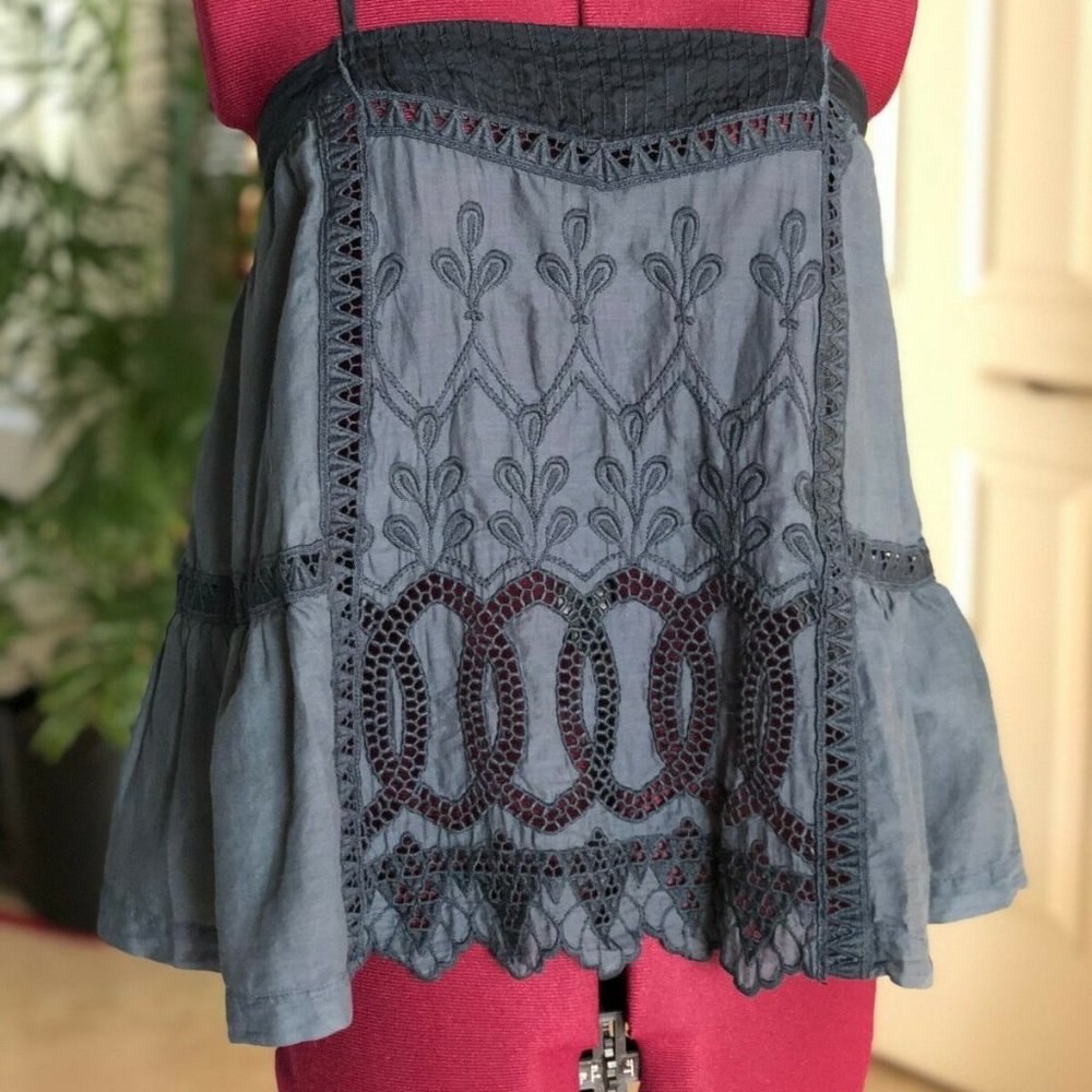 NWOT! Burning Torch Cami Embroidered Floral XS